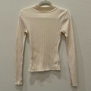 H&M Women’s XS Cream Long Sleeve Top